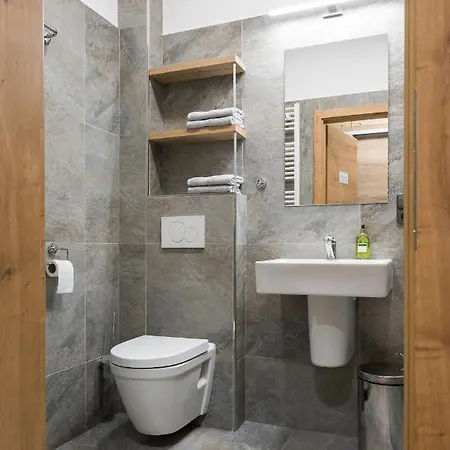 2 Sklepy Konukevi 3*